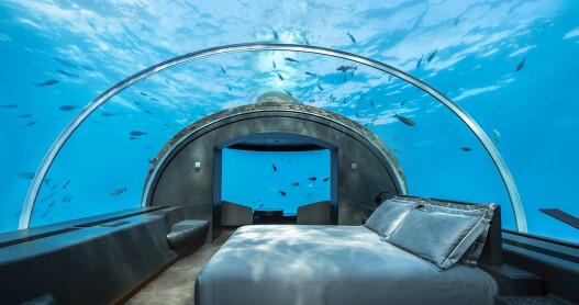 5 Incredible Underwater Hotels Around the World